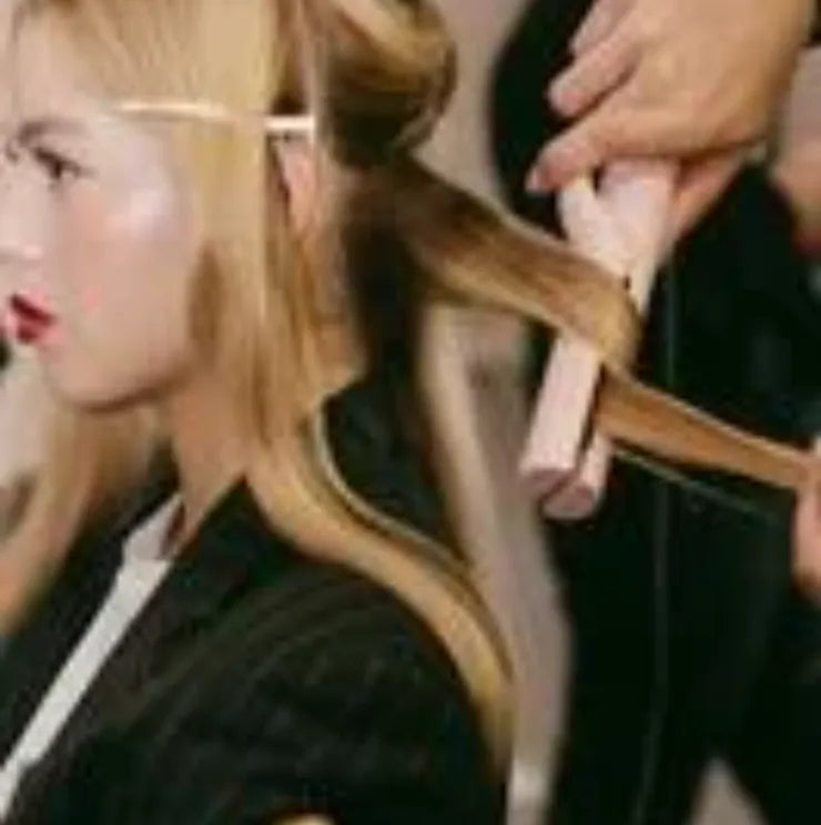 AIRFLOW multi-styler crafting voluminous waves backstage